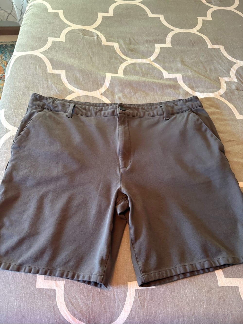 True Classic Men's Flat Front Gray Shorts